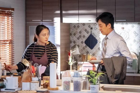 「夫を嫌いじゃないけど離婚する」に共感する？ 仲間由紀恵が夫を責める“ぼやき芸”が突きつけるもの｜ドラマ『ちいかみ』