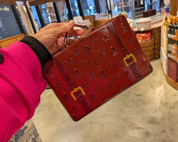  トランク缶カレンダー　1個【クリスマス】　1598円