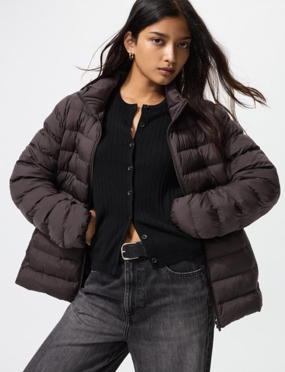 ユニクロ店員に聞いた「ガチで買うべき冬用アウター」3選。ふわふわ暖かいのに畳むとペタンコ!|ユニクロ感謝祭で買いたいもの