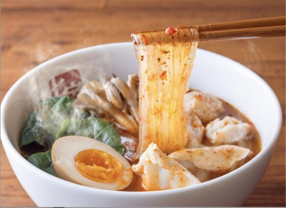  日本で麻辣湯ブームのきっかけを作った専門店「七宝麻辣湯」。この5年で店舗数が約9倍に増えている（株式会社ダイニングイノベーションのリリースより）