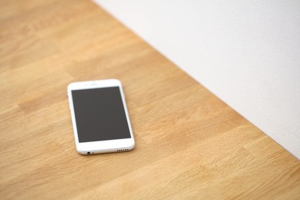 教室にスマホを忘れていく