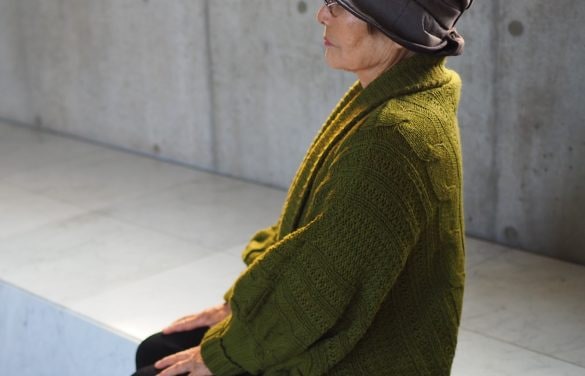 義母の他人行儀なふるまいに悩む女性、義姉から理由を聞いてスッキリ/義実家・家族記事BEST5