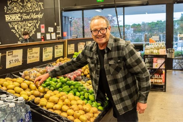  ニュージーランド国内で高い知名度を誇るマイケル・ヴァン・デ・エルゼンさん