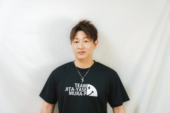  オンラインダイエットスクール『JITA痩せ』代表を務めるむらPさん。以前はプロキックボクサーとして活躍