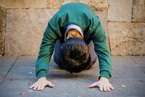 クリスマスイブに突然家に来て土下座する彼、理由を聞いて愛想が尽きた／恋愛人気記事BEST