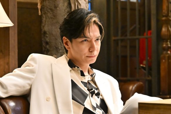  チンピラ役が似合ってる生田斗真。『もしがく』第8話場面写真©フジテレビ