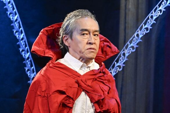  名優・是尾は、存在しない猫が見えてくる演技を指導した。『もしがく』第8話場面写真©フジテレビ