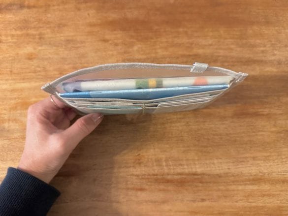 病院の受付でいつもモタつく問題、“無印490円ケース”が一瞬で解決！ 意外な名前で売られてる