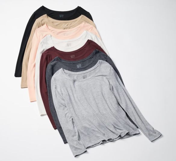  ヒートテックカシミヤブレンド UネックT（ユニクロ公式オンラインストアより）