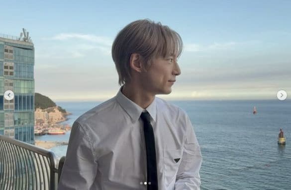 金髪姿の破壊力がすごすぎる34歳俳優。8年前大ヒットドラマの“衝撃”→2025年の韓国風金髪マッシュへ