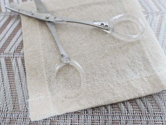 SITRA 眉毛用くし付きハサミ ストレートタイプ