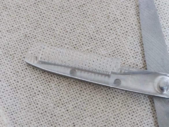 SITRA 眉毛用くし付きハサミ ストレートタイプ