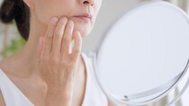 「40代から一気に顔がたるむ人」の共通点5つ。今からでも遅くない簡単ケア方法とは