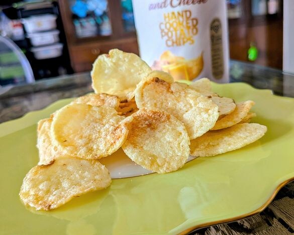  ザクザクポテトとトリュフフレーバーの芳醇な組み合わせは、海外ポテチならではの醍醐味