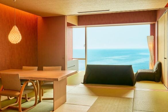  露天風呂つきがうれしい、ご当地部屋「柿渋の間」特別室