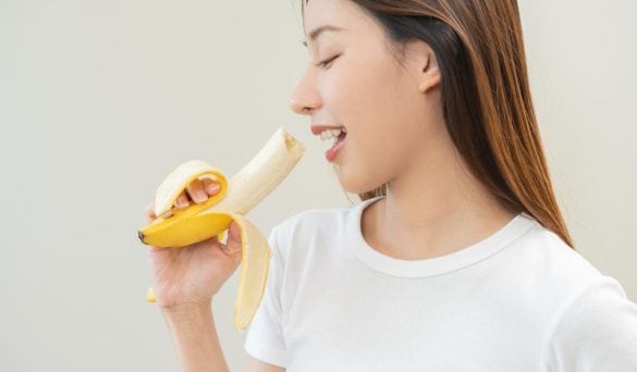 「バナナと一緒に飲まないで!」実は腸を荒らす“やってはいけない食べ合わせ”。黄金コンビだと思っていたのに