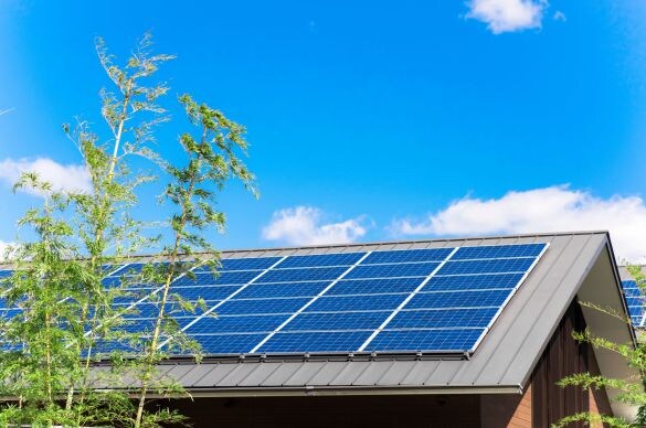 「電気代がなぜか高くなってしまう家」の問題点。太陽光発電の“意外な落とし穴”を住宅のプロが警告