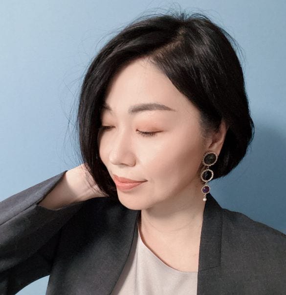  池田曜央子さん、48歳。白髪染めは自分でやり、コンディショナーさえ使わないのにこのツヤはなぜ？