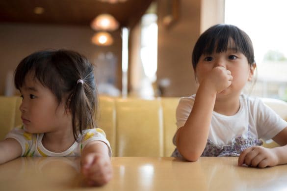 ファミレスにいる子ども