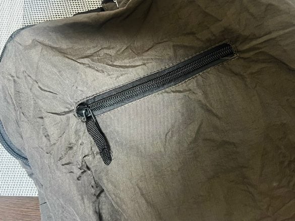 ダイソー　『Standard Products(スタンダードプロダクツ)』の折りたたみリュック