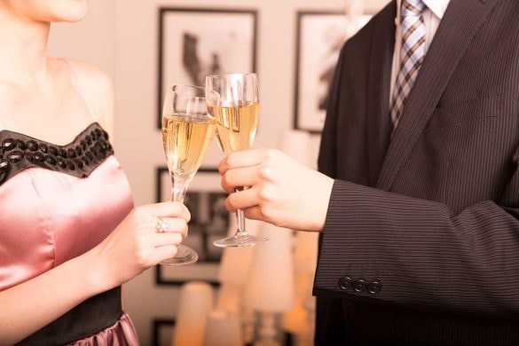 同窓会で、高校時代にフッた男性から伝えられた“一言”に驚愕!もう地元に帰りたくない…/びっくり体験人気記事