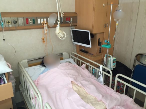  夫が撮影した乳がん手術後の私