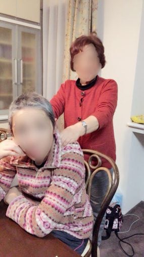  抗がん剤で髪が抜けた頭から白髪が生えてきてお爺さんのようなわたし