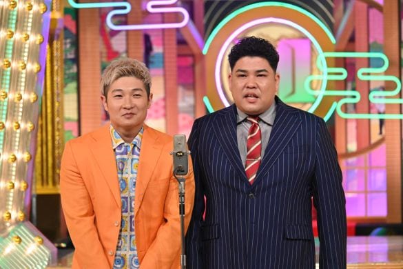  豪快キャプテン べーやん (左) 山下ギャンブルゴリラ(右)©M-1グランプリ事務局 