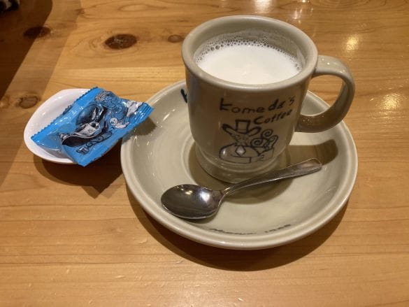  コメダ珈琲の『ホットミルク』（税込600円）