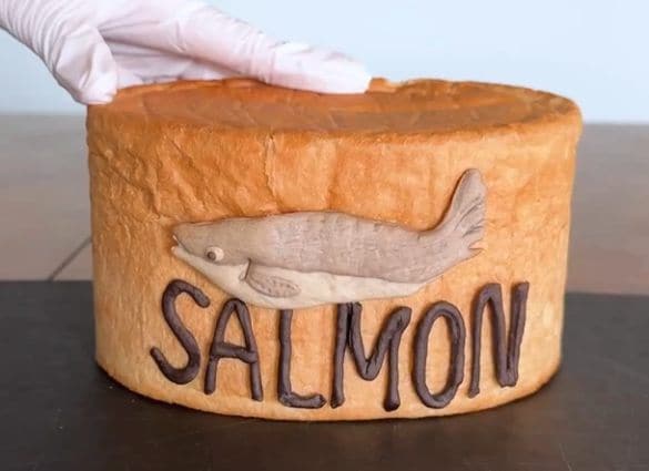 サーモン缶　パン