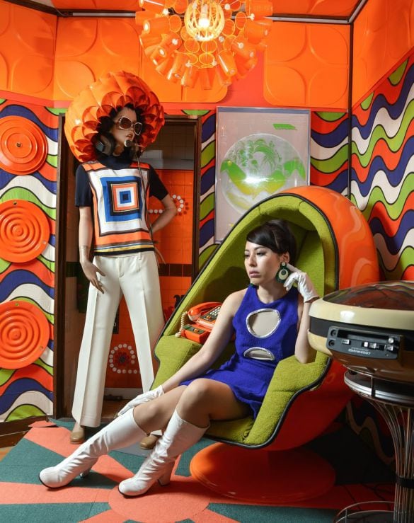  画像：タイムトラベルガール（過去愛好クリエイター集団）さんのInstagramより