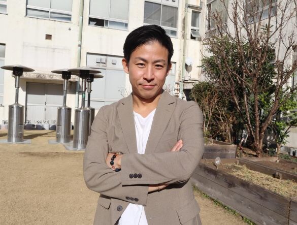 「コンビ時代より収入は…」芸歴25年で“ピン芸人”になった元チーモンチョーチュウ・きくちこうすけ。R-1参戦の野望と独学で掴んだ“意外な新境地”