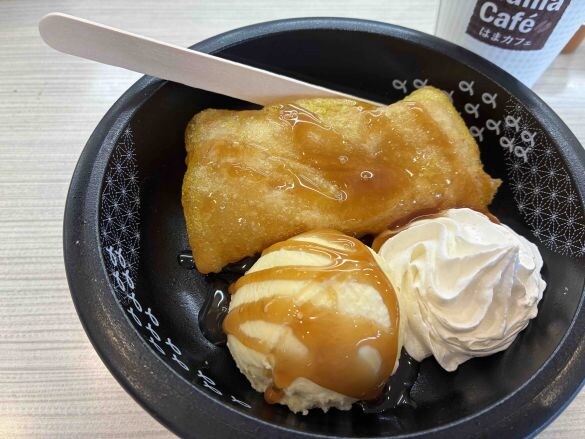  『ホットカスタードアップルパイバニラアイス添え』税込374円