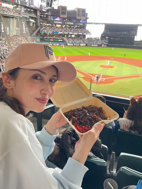 アンヌ遙香さん