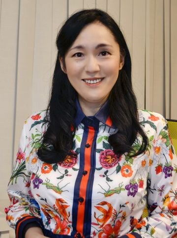  牛窪恵さん