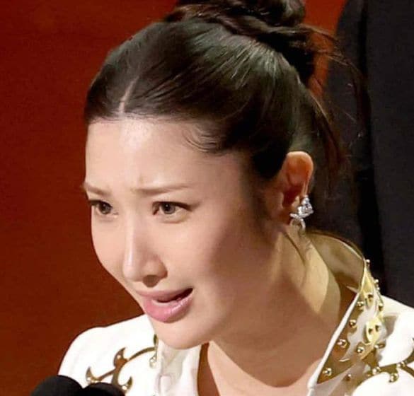 アカデミー賞歌曲賞スピーチが2分足らずで強制終了 K-POP初の快挙の最中に「ステージから追い出された」と世界中で批判殺到