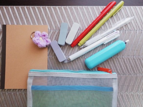 「メッシュポーチ」790円/税込