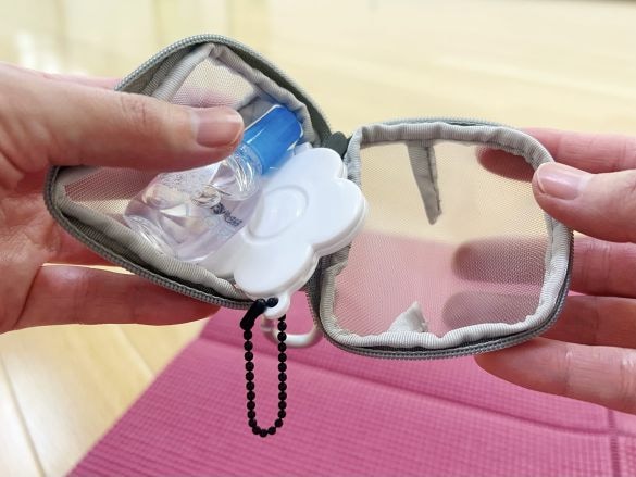 ナイロンメッシュ　コンパクトポーチ