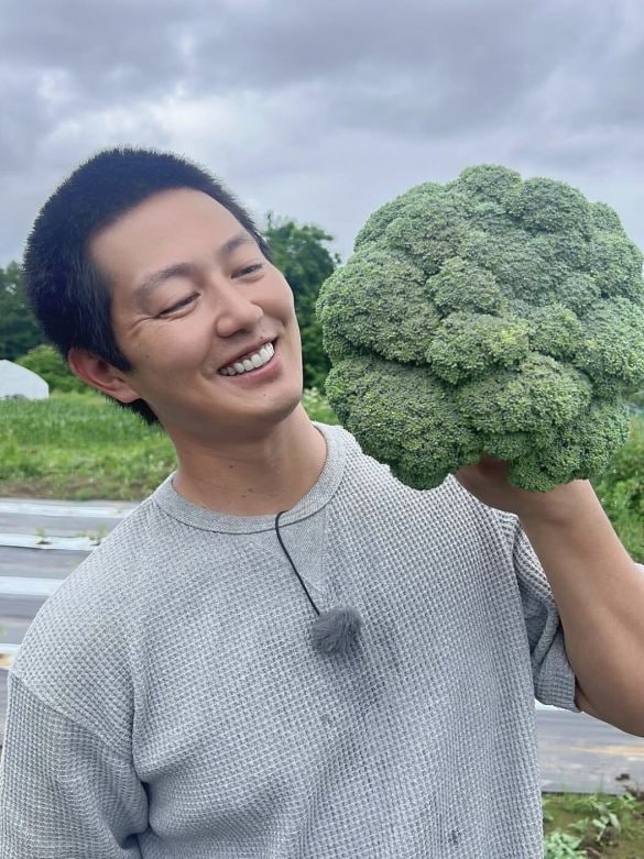 34歳俳優の父は“野球界のレジェンド”。「東農大出身」の息子に影響され父も農地を購入。農業で培った”自分のスタイルとは」
