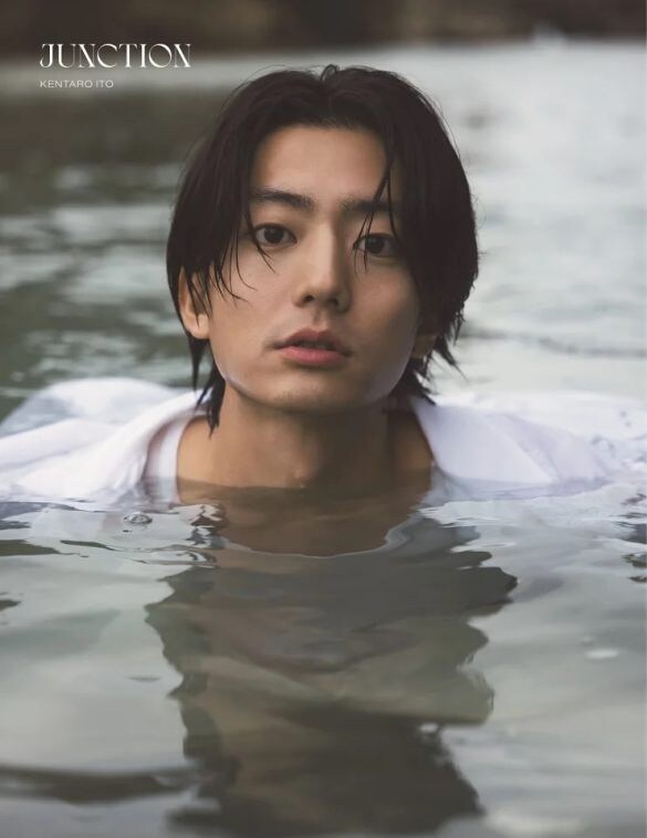  伊藤健太郎写真集「JUNCTION」より（東京ニュース通信社）
