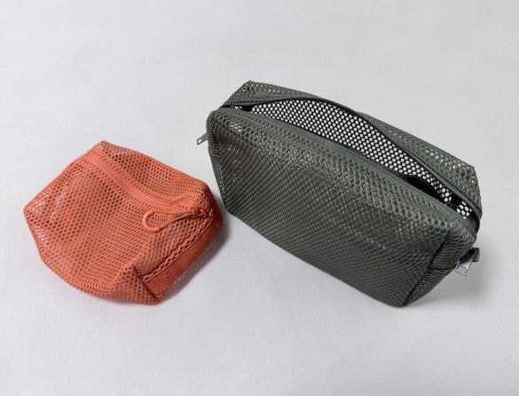 立体メッシュ 小物整理ポーチ