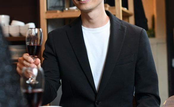 新任の時に担当した生徒との奇跡の再会
