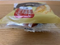 ファミマのドーナツ「パッケージ詐欺」の噂は本当？ 実際に買ってみた“意外な結果”。セブンやローソンとも比べたら