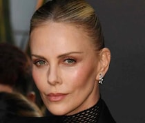 推定資産200億円超の米トップ女優「子供を一生養うつもりはない」。厳しい愛情の裏に壮絶過去…貧困・挫折・父の銃撃死