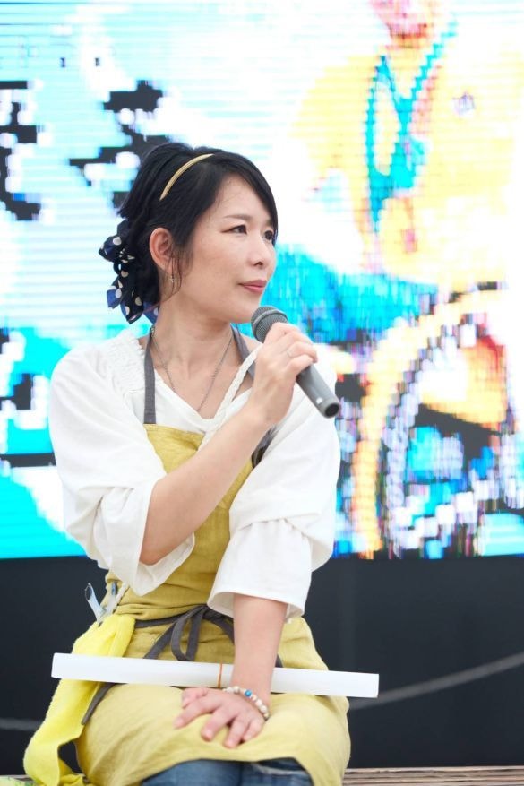  若林優子さん