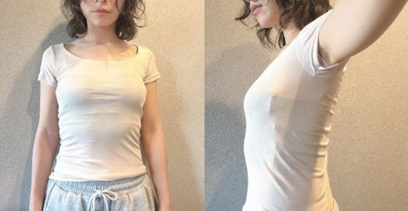  フレンチスリーブでコンパクトながらも、脇の下までしっかり生地がありました