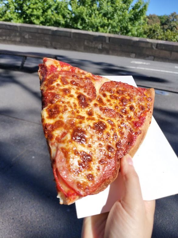 メルボルンで食べたペパロニピザ。回復期に食べたかったもの
