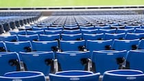 W杯会場での「ゴミ拾い」は海外へのアピールか？ ワールドカップで見せる日本人サポーターの“不気味な外面の良さ”
