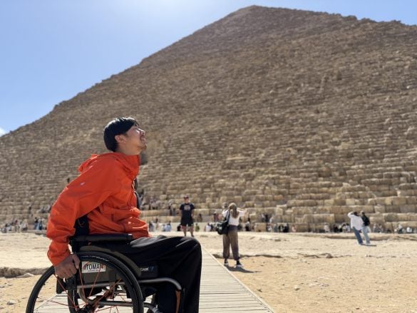  三代さんは車いすで世界を旅する“車いすトラベラー”
