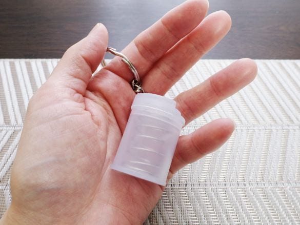ダイソー　コイン収納キーホルダー（バネ式）